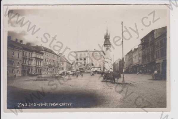  - Znojmo (Znaim) - Náměstí Masarykovo, kůň, foto Levický