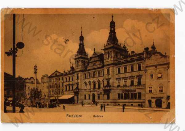  - Pardubice, částečný záběr města, radnice, tónovaná