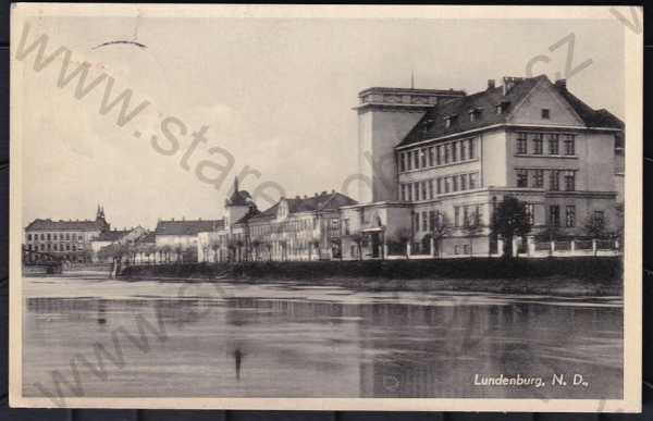  - Břeclav (Lundenburg), částečný záběr města, řeka