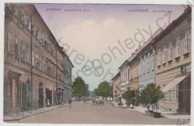  - Josefov (Josefstadt) - Náchod, Jaroměřská ulice, pohled ulicí, kolorovaná