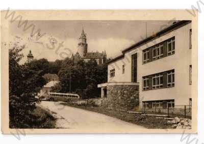  - Hrad Bouzov, Olomouc, pohled ulicí, ORBIS