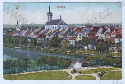  - Polička (Svitavy), barevná, částečný záběr města, pohled na město z výšky, kostel, řeka