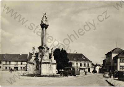  - Jaroměřice nad Rokytkou, Třebíč, náměstí, automobil, ORBIS