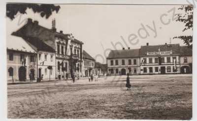  - Nechanice (Hradec Králové), náměstí