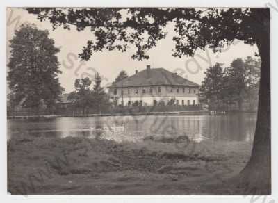  - Račín (Žďár nad Sázavou), hotel Leopold, celkový pohled, Orbis