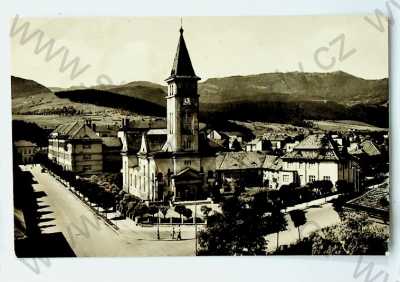  - Slovensko - Ružomberok - náměstí, kostel, panorama