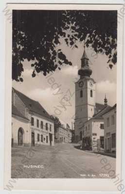  - Husinec (Prachatice), pohled ulicí, kostel