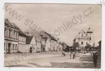  - Bor u Tachova (Tachov), náměstí, kostel, bicykl, automobil, hodiny, Orbis