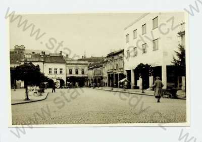  - Slovensko - Žilina - náměstí, pohled ulicí